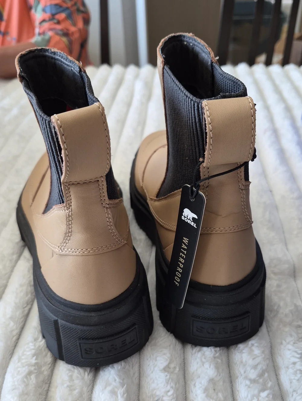 SOREL WP CARIBOU X CHELSEA BOOTS WOMEN'S SZ 8.5 EU 39.5 $190
